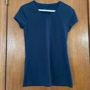 Ladies Size S Blue No Boundaries T Shirt